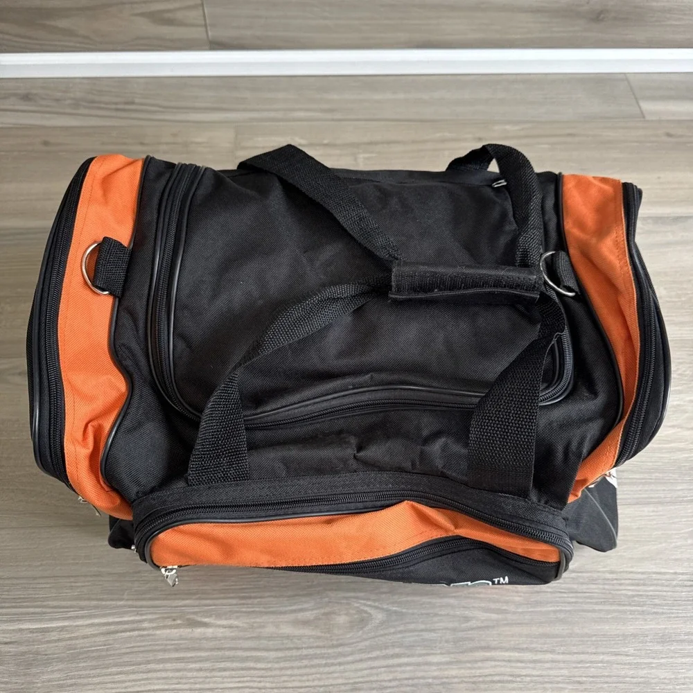 FLORIDA MARLINS 2003 WORLD SERIES CHAMPIONS Team Issued Duffle Bag‎